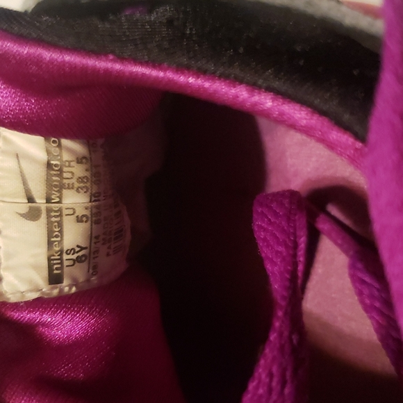 Nike Huaraches - Picture 5 of 8